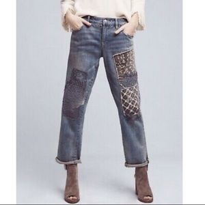 ✨PILCRO AND THE LETTERPRESS embroidered jeans✨